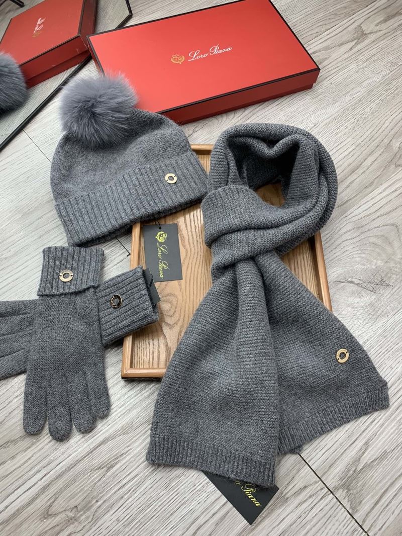 Love Piana Caps Scarfs